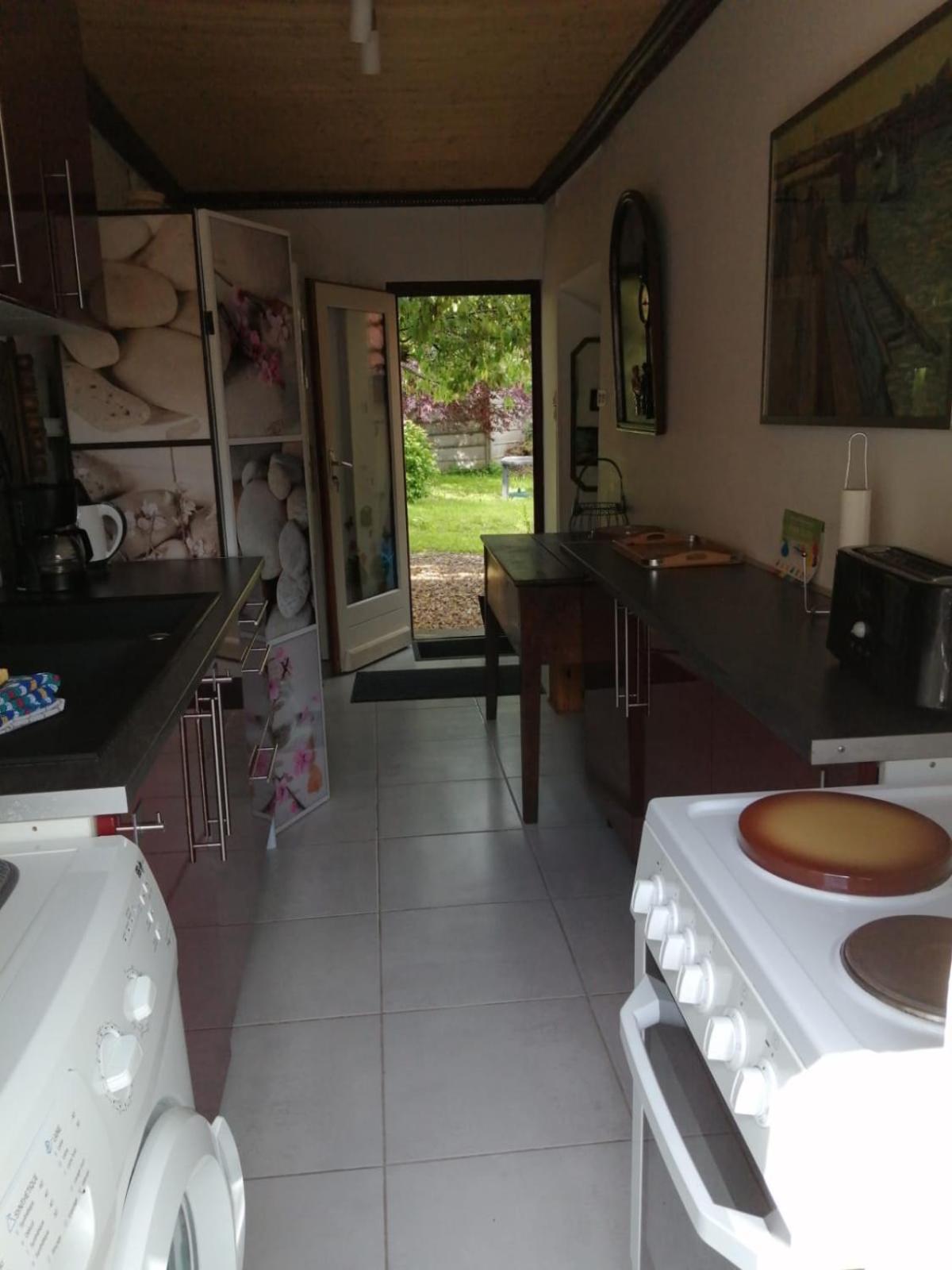 Maisonnette De Charme Climatisee La Machine Rum bild